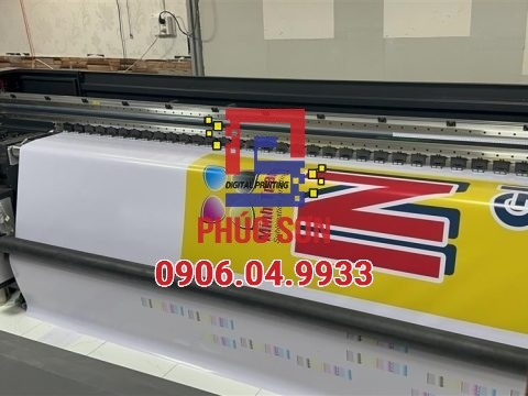 Tăng tốc sản xuất với máy in UV khổ lớn cho xưởng in khổ rộng